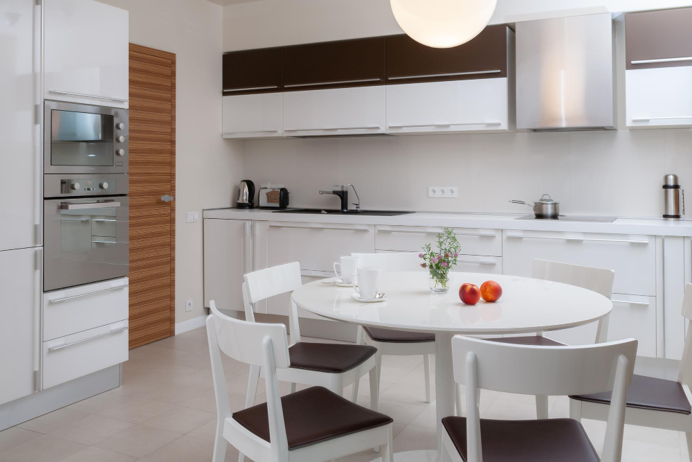 optimiser votre intérieur avec une Table cuisine pour petit espace
